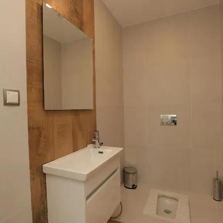 Canbakkal Luxury Suites 4* ترابزون