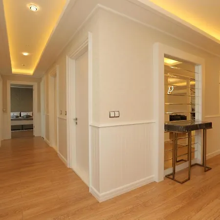 Canbakkal Luxury Suites شقة فندقية 4*