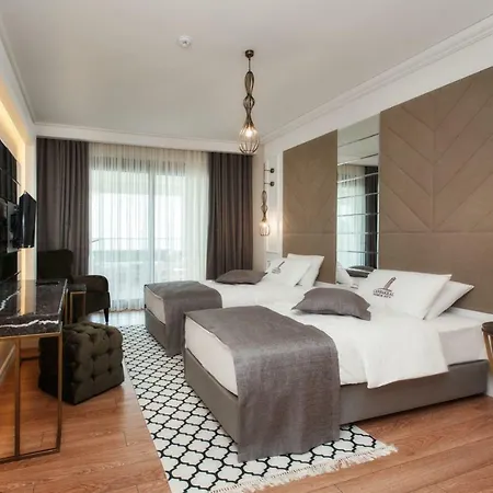 Canbakkal Luxury Suites شقة فندقية ترابزون